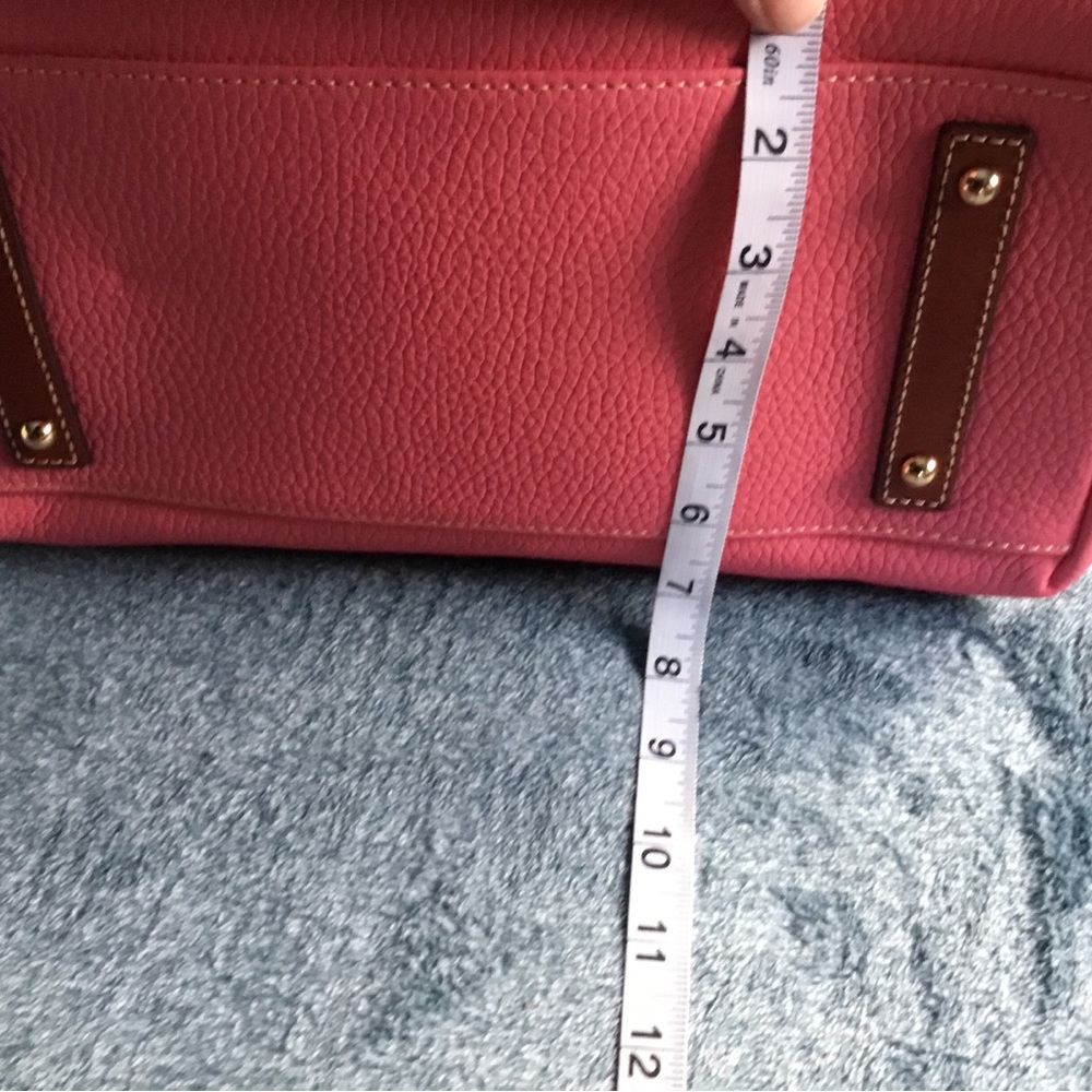 Dooney & Bourke Leather Tote NWOT - Picture 6 of 8